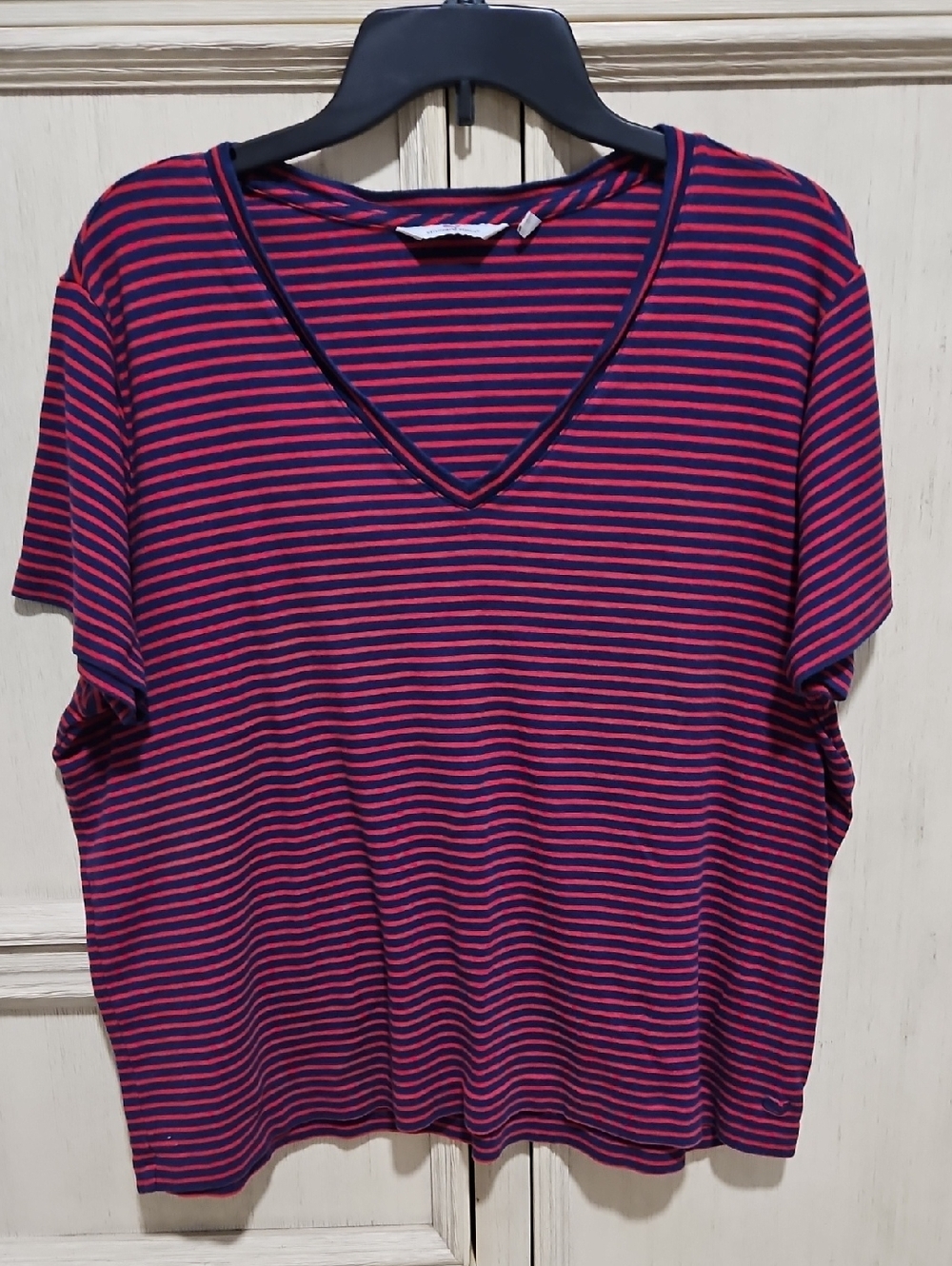 Vineyard Vines Navy and Red Striped V-Neck